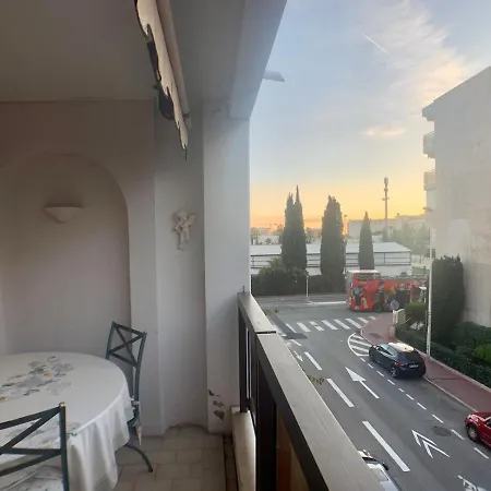 Studio Avec Terrasse Hesperides *